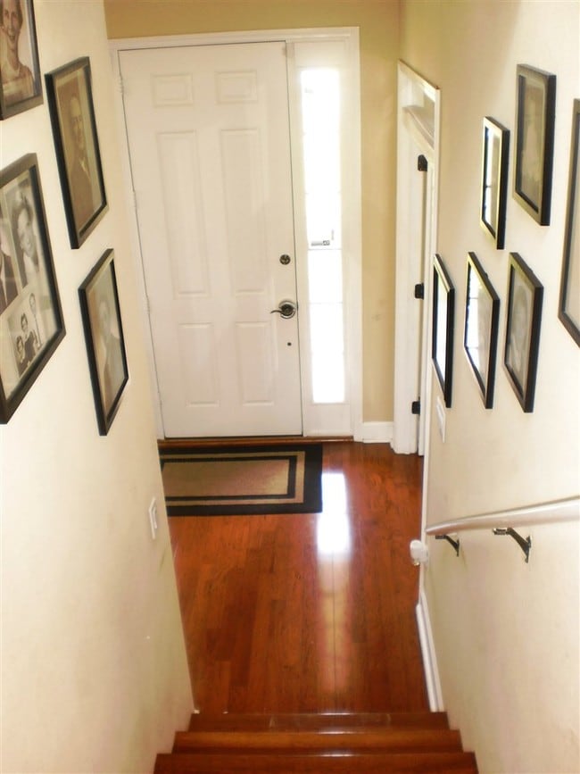 Photo - 3712 Riverton Trail