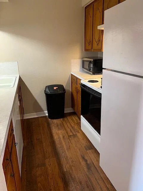 Photo - Colonial Arms Apartments