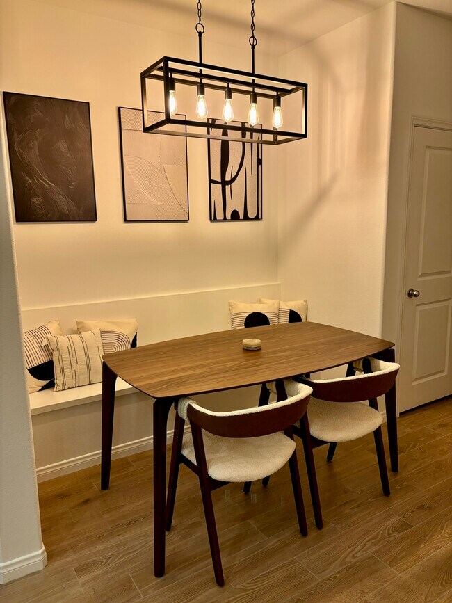 Photo - 1375 Yeager Ave