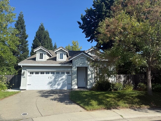 Building Photo - NICE 2 BEDROOM IN ROSEVILLE Rental