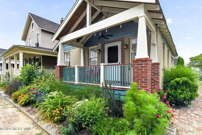 Photo - 139 Webb Ave