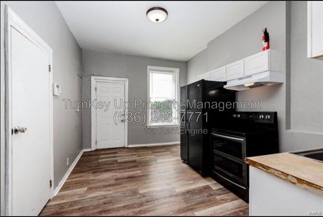 Photo - 4005 S Grand Blvd