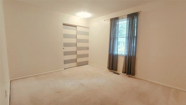15455 Country Mill Ct