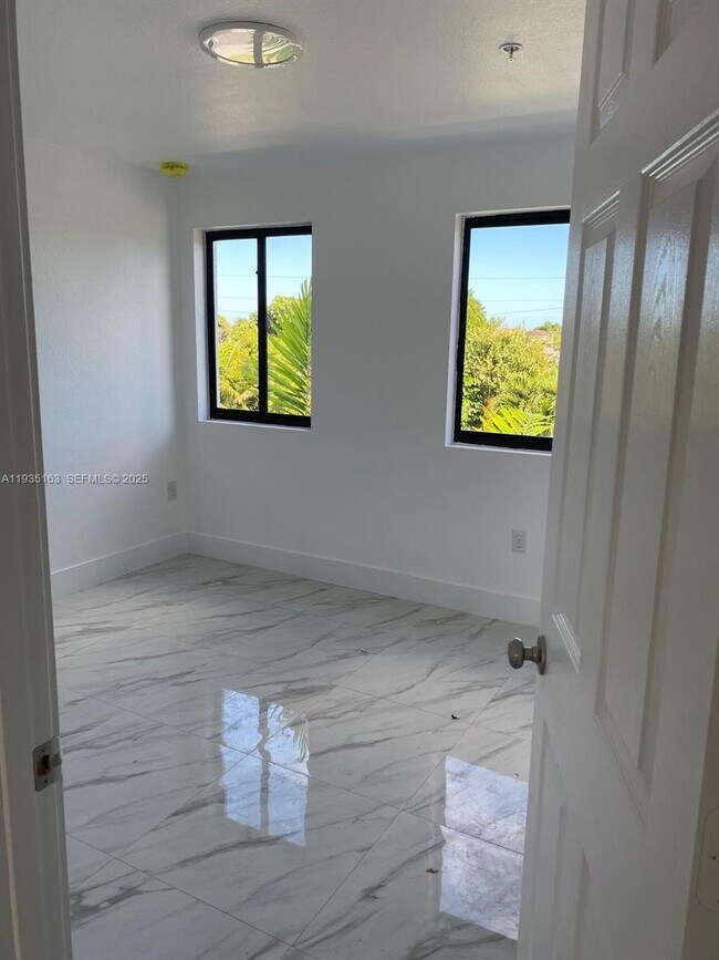 Photo - 27100 SW 142nd Pl