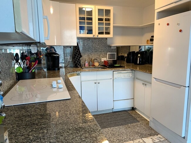 Photo - Central AC, 2 Bedroom, 2 Bathroom, Harbor Square Condo, Ocean Views Unidad 23E