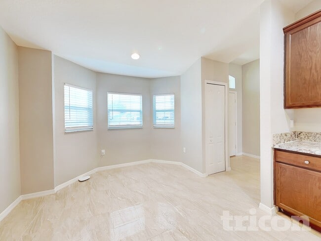 Photo - 1016 15th St NE