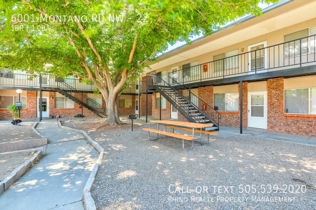 Building Photo - 6001 Montaño Rd NW Unit 22