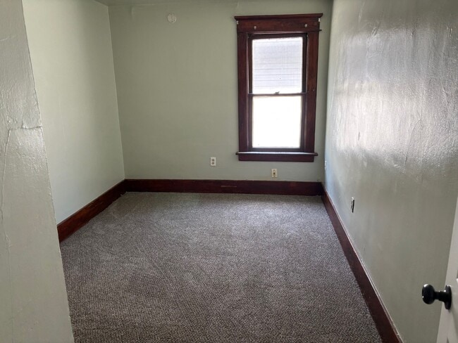 Photo - 1906 Poplar St