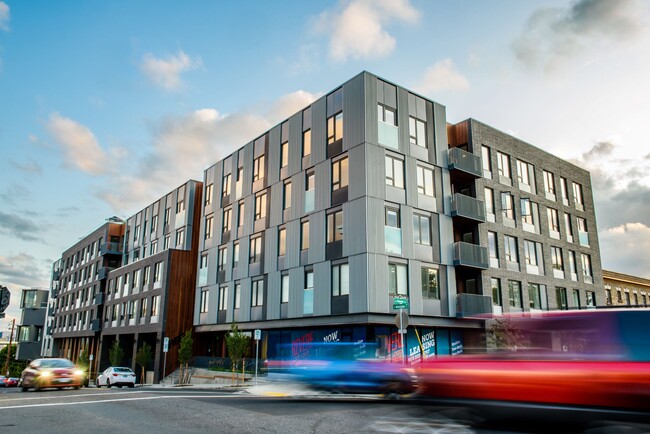 The corner of Mississippi and awesome. - Revere Apartments