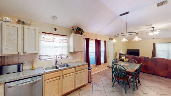 Photo - 17126 Jetty Ct