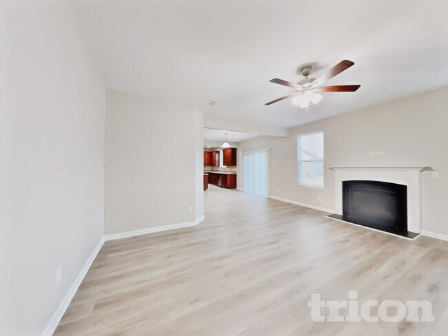 Photo - 3513 Diamond Springs Dr