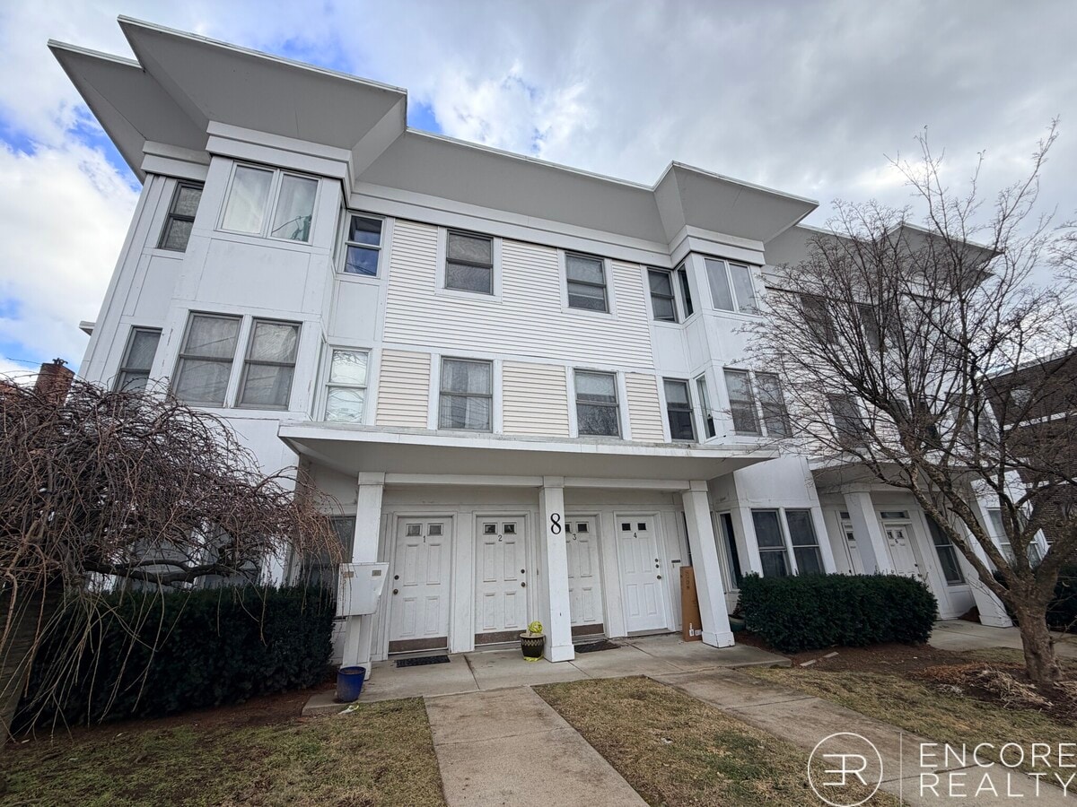 8-10 Glencoe St. Unit 4 - 8-10 Glencoe St. Unit 4 Unidad 4