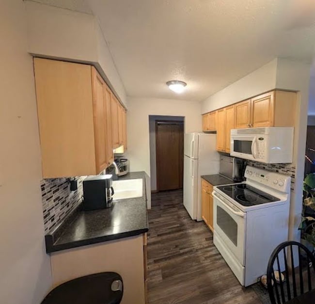 Photo - 903 11th Ave S Unit 3