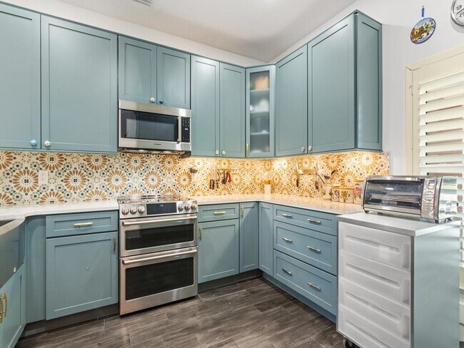 Photo - 1643 Baseline Ln