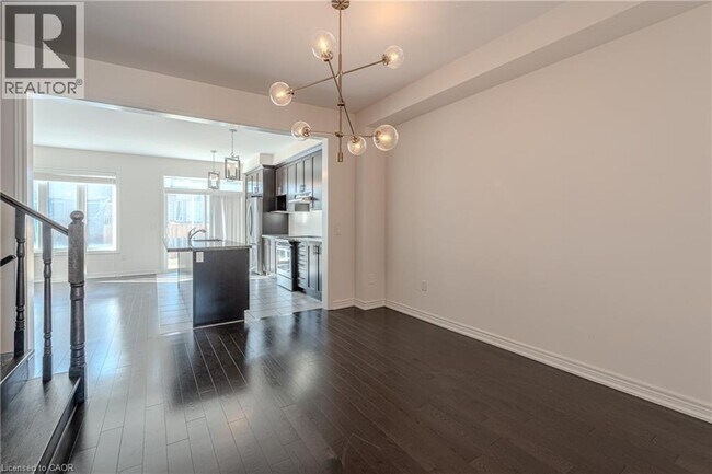 Photo - 6 Heming Trl