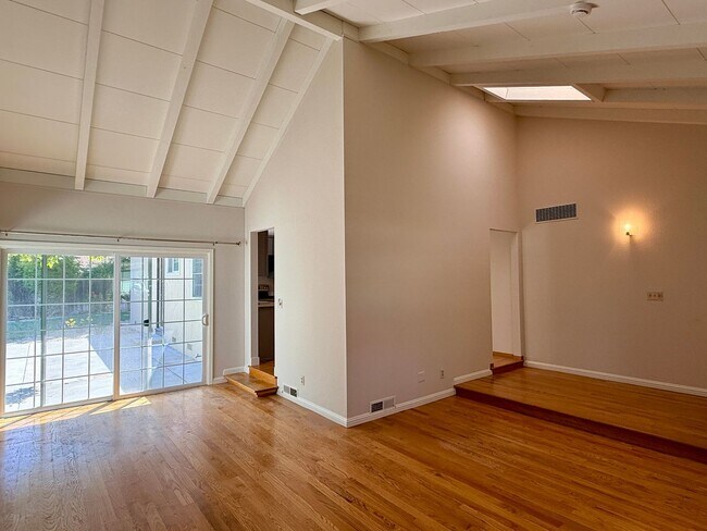 Photo - 1376 Spoonbill Way