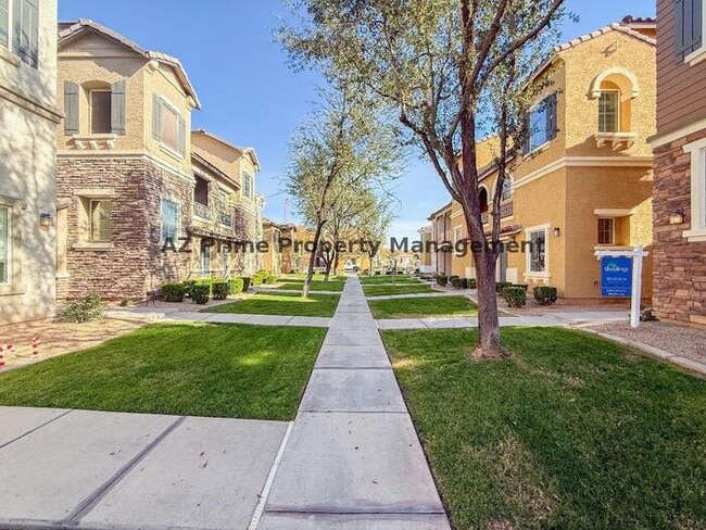 Photo - 164 W Commerce Ct