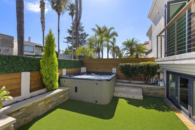 Photo - 336 Gravilla St