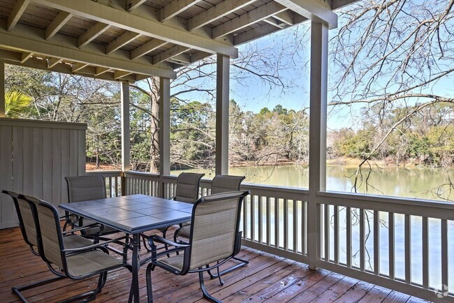 Building Photo - Completely remodeled and furnished Waterfr... Rental