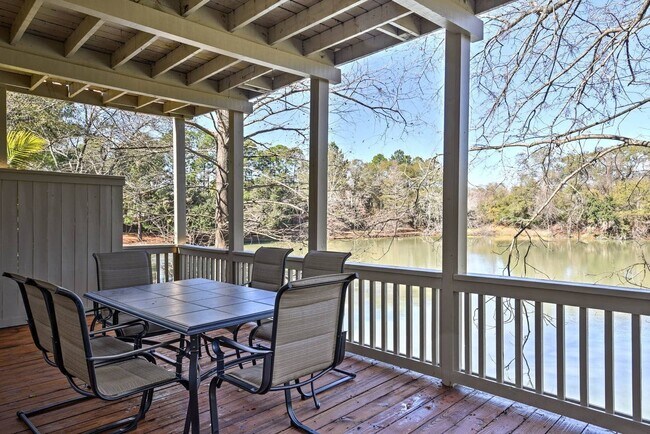 Completely remodeled and furnished Waterfr... - Completely remodeled and furnished Waterfr... Casa