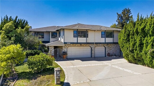 Building Photo - 28917 Scotsview Dr