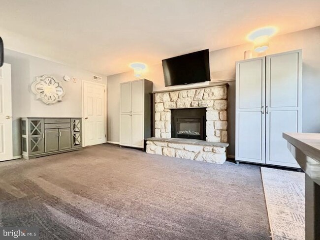 Photo - 1180 Weber Rd