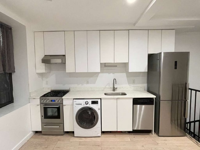 Photo - 66 E 127th St Unit 1