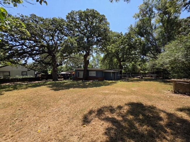 Photo - 522 E Davilla Ave