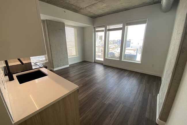 Photo - 3201 Walnut St Unidad 3