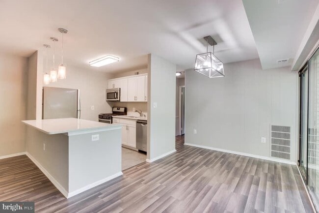 Photo - 5200 Crossfield Ct Unit 137
