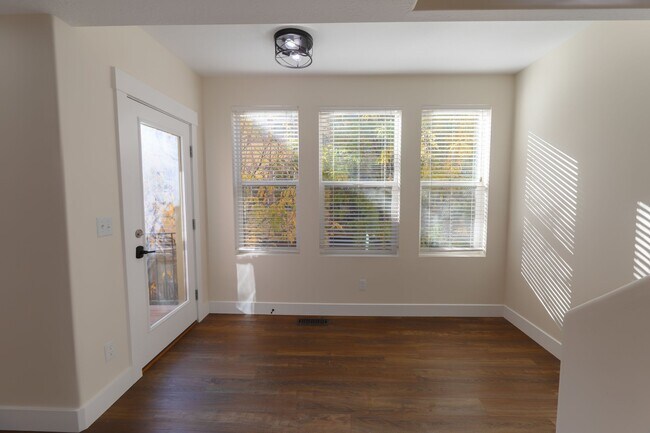165 W Lady Bank Way