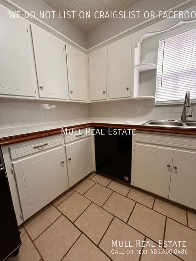 Photo - 445 NW 86th St