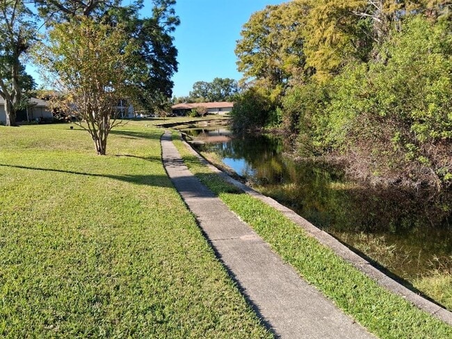 Photo - 7737 Eureka Dr Unidad 203