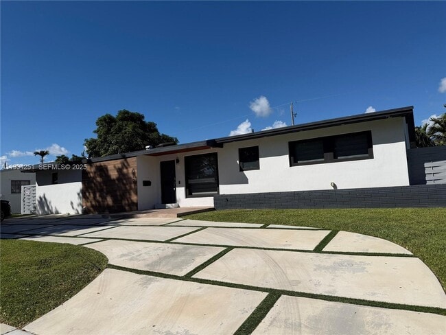 Building Photo - 8721 SW 191st St