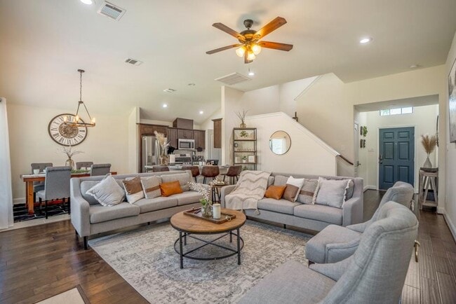 Photo - 7122 Conley St