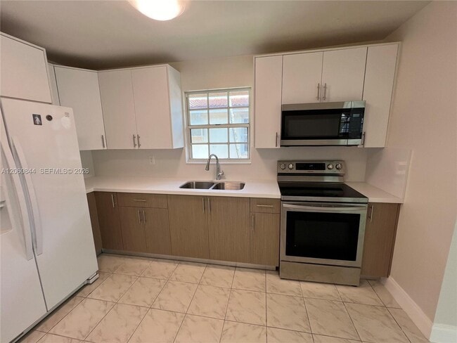 Photo - 421 NW 57th Ct