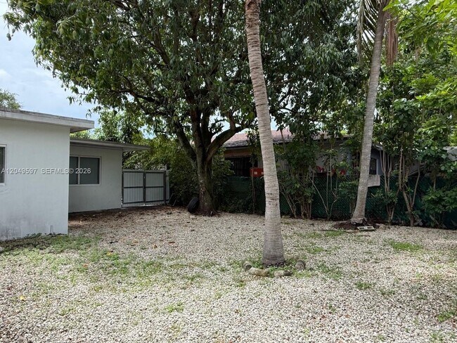 Photo - 6723 NE Miami Pl Unit 3