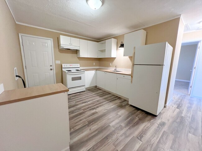 Photo - 105 Tandy Dr Unit B