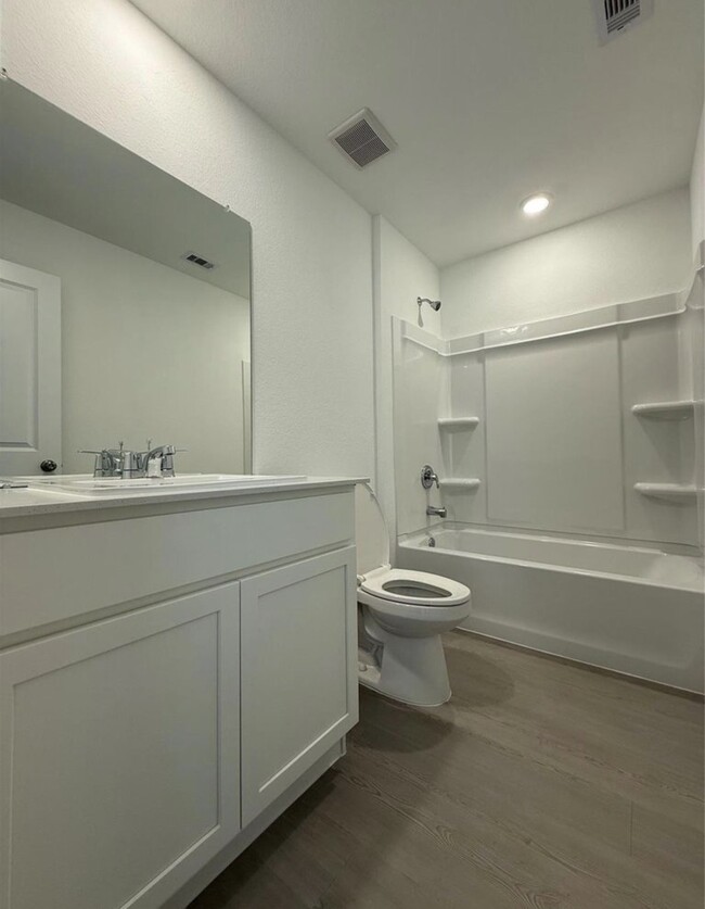 Building Photo - 14896 N Ascot Bend Cir