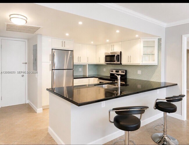Photo - 2000 Atlantic Shores Blvd Unit 316