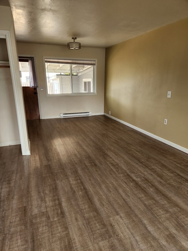 Photo - 1905 TUALATIN ST