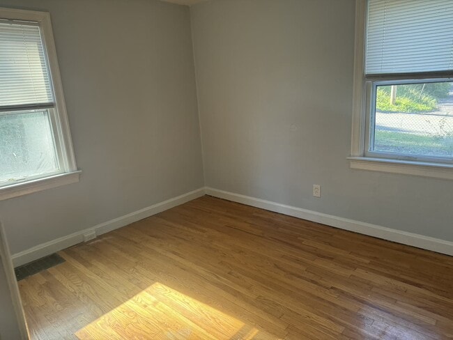 Photo - 5723 Beldon Dr