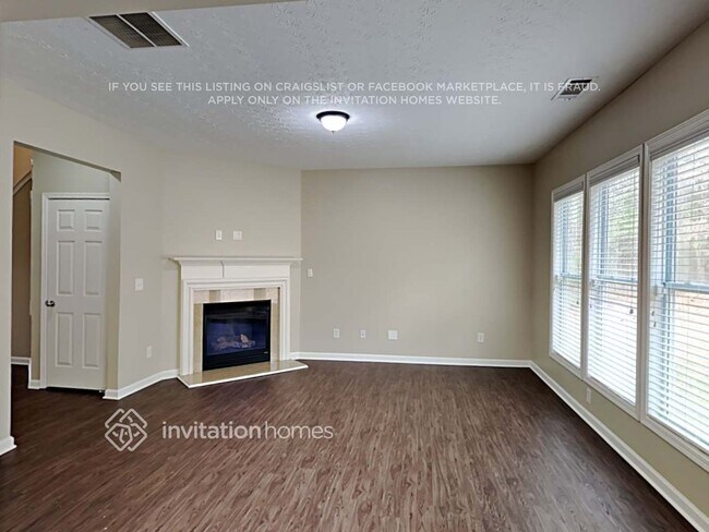 Photo - 4684 Windale Dr NW