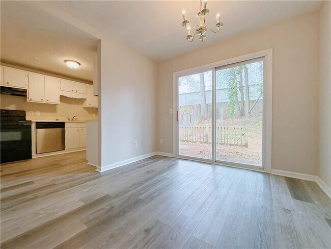 Photo - 1449 Springleaf Cir SE