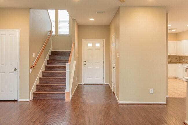 Photo - 57 Scarlet Woods Ct