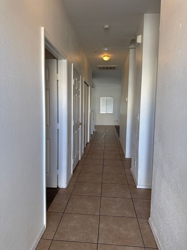 Photo - 2834 Unit #4