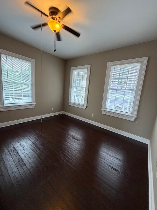 Living area - 1910 Esplanade Ave Unit 1910 A