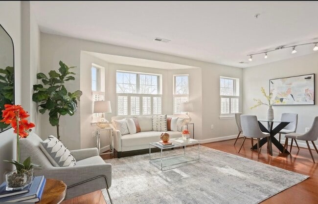 3609 38th St NW Unidad 309