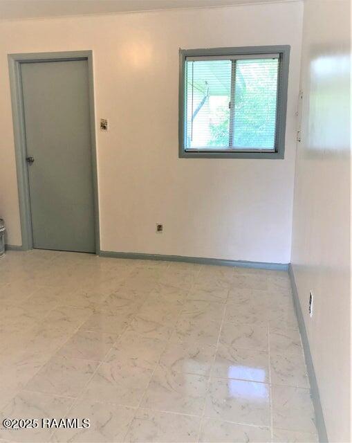 Photo - 121 Sorority Dr