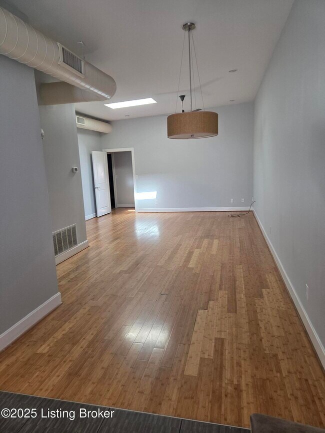 Photo - 1216 Bardstown Rd Unit 2